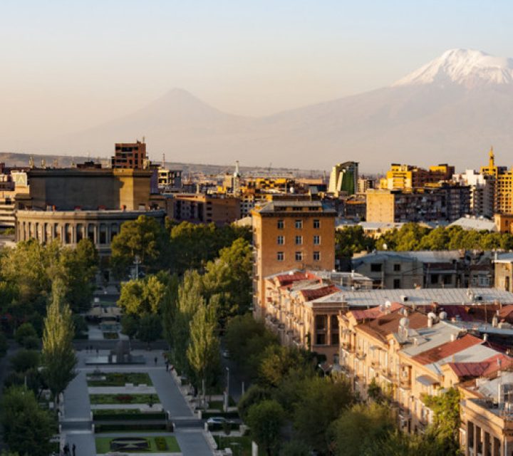 В Армении полиция применила силу против протестующих