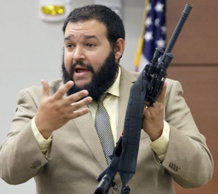 В некоторых американских школах разрешили вооружать учителей боевым оружием 