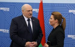 Лукашенко: в Беларуси нет проблем с квадроберами