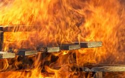 За сутки на пожарах погибли 5 человек