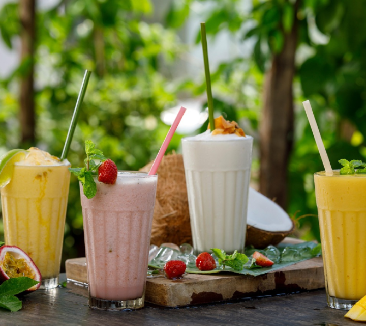 5 освежающих смузи, которые спасут вас в летнюю жару