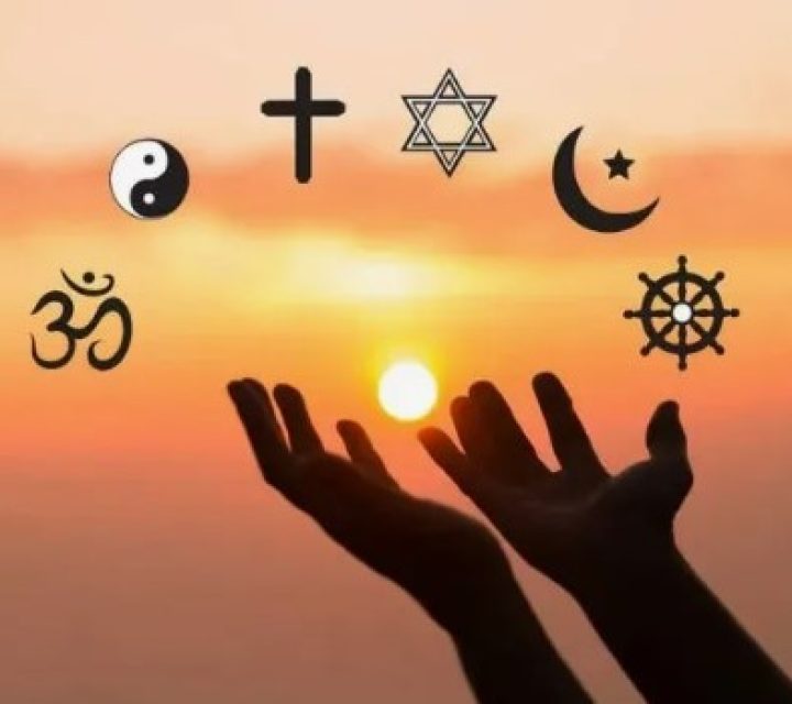 Политолог Карасев: Запад переписывает историю через детские сады и церковь